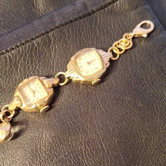 Vintage Gold Watch Bracelet - Picture 3 of 16